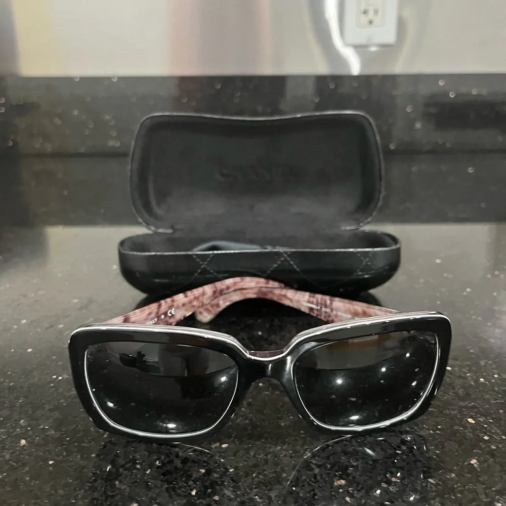 Authentic Big Chanel Sunglasses - Picture 2 of 5